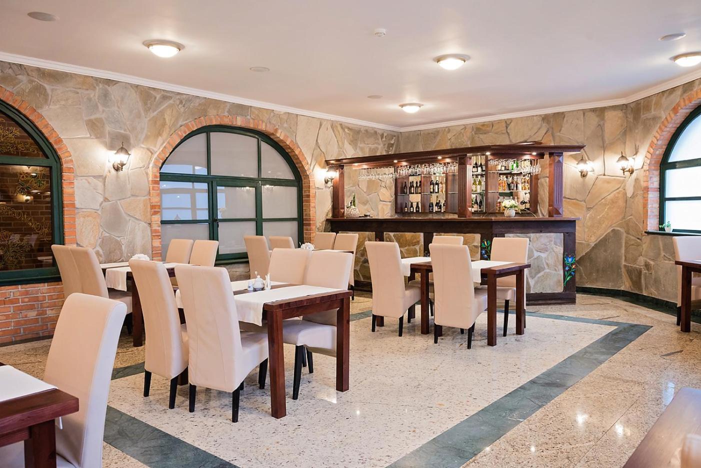 Hotel Szymbark 심바르크 외부 사진
