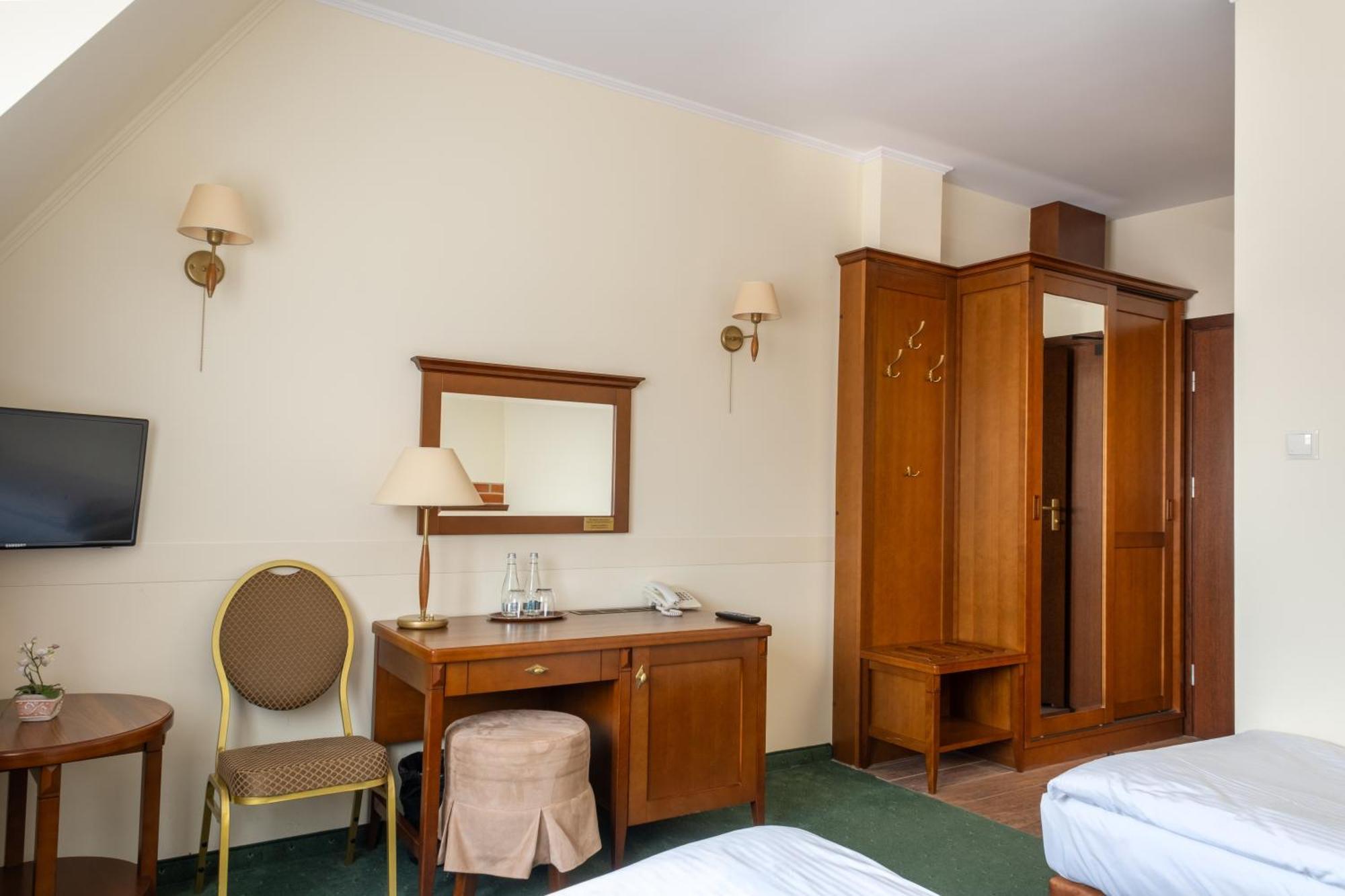 Hotel Szymbark 심바르크 외부 사진