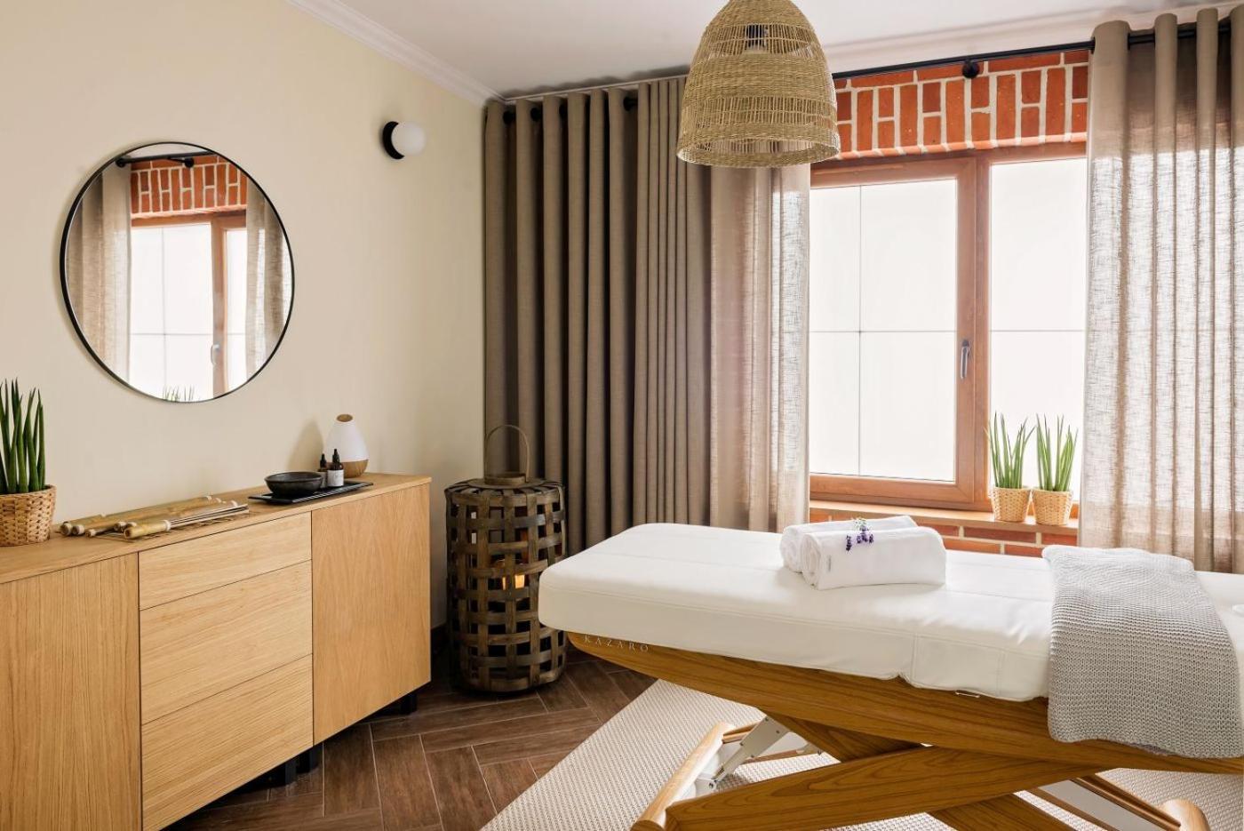 Hotel Szymbark 심바르크 외부 사진